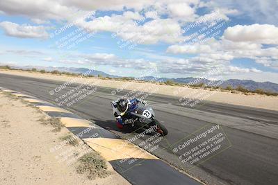 media/Nov-16-2025-Race Pace (Sun) [[8c5fa54630]]/Verified Riders/6-Turn 10 Inside (1145am)/